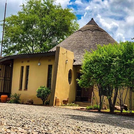 Lesoma Valley Lodge Kasane Esterno foto