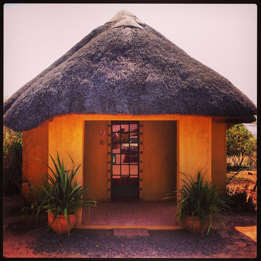Lesoma Valley Lodge Kasane Esterno foto