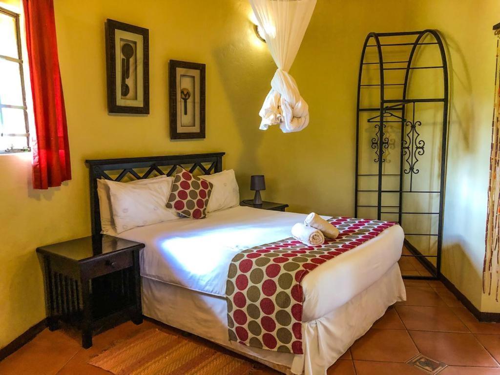 Lesoma Valley Lodge Kasane Esterno foto